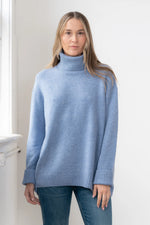 Load image into Gallery viewer, Dog Walker Chunky Cowl