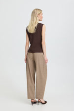 Load image into Gallery viewer, Otari Vest
