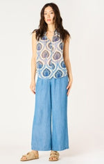 Load image into Gallery viewer, Blue Medallion Sleeveless Blouse
