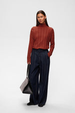 Load image into Gallery viewer, Tess Kellsie Pullover
