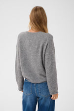 Load image into Gallery viewer, Chanilla Pullover
