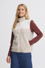 Load image into Gallery viewer, Lea Polar Fleece Vest
