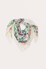 Load image into Gallery viewer, Namira Scarf

