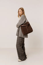 Load image into Gallery viewer, Medium Split Suede Bag

