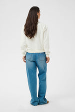 Load image into Gallery viewer, Deliva Sweatshirt
