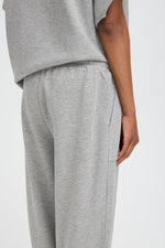 Load image into Gallery viewer, Pusti Straight Sweatpants
