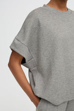 Load image into Gallery viewer, Pusti Loose Vest
