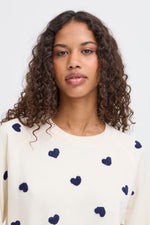 Load image into Gallery viewer, Kasura Heart Sweatshirt
