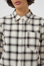Load image into Gallery viewer, Yani Shirt in Dark Navy &amp; Mole Check
