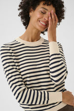 Load image into Gallery viewer, Gertie Pullover
