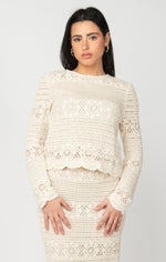 Load image into Gallery viewer, Scalloped Hem Crocheted Top
