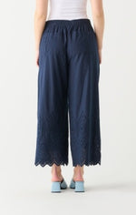 Load image into Gallery viewer, Eyelet Crop Pant
