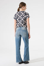 Load image into Gallery viewer, V-Neck Print T-Shirt
