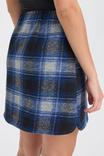 Load image into Gallery viewer, Wooly Check Skirt
