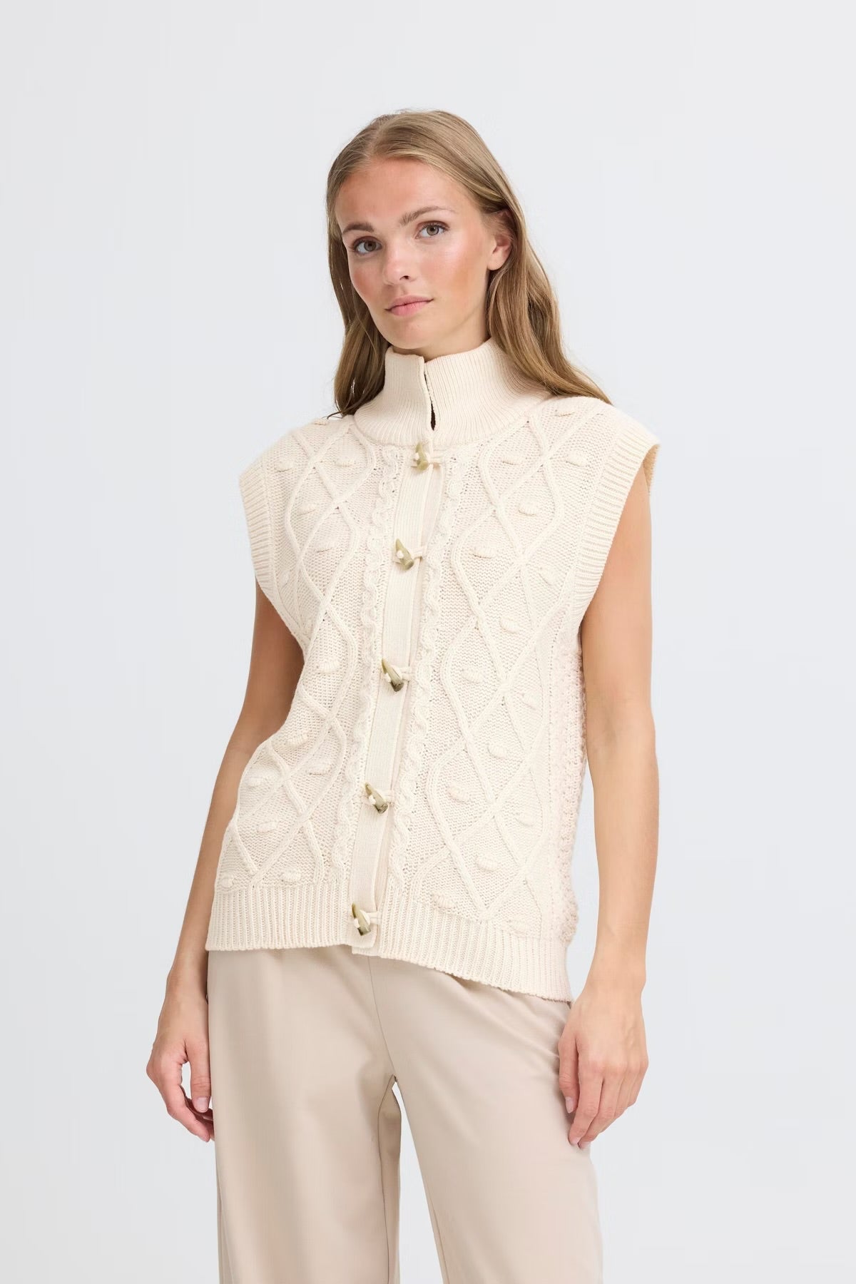 Destan Vest