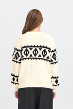 Load image into Gallery viewer, Carani Pullover
