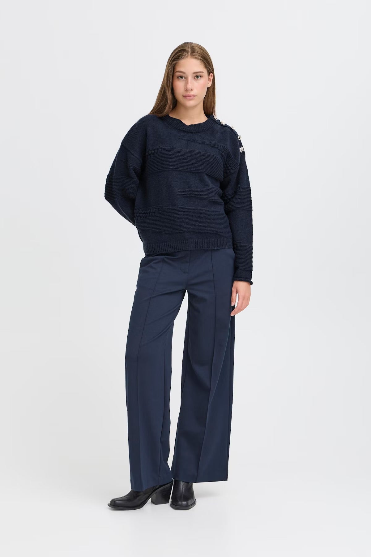 Astra Pullover
