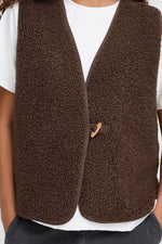 Load image into Gallery viewer, Gozima  Teddy Vest
