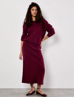 Load image into Gallery viewer, Fine Knit Cable Sweater
