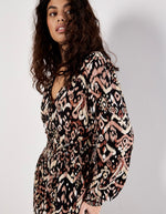 Load image into Gallery viewer, Ethnic Ikat Print
