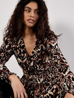 Load image into Gallery viewer, Ethnic Ikat Print
