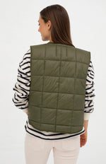 Load image into Gallery viewer, Croce Quilted Vest
