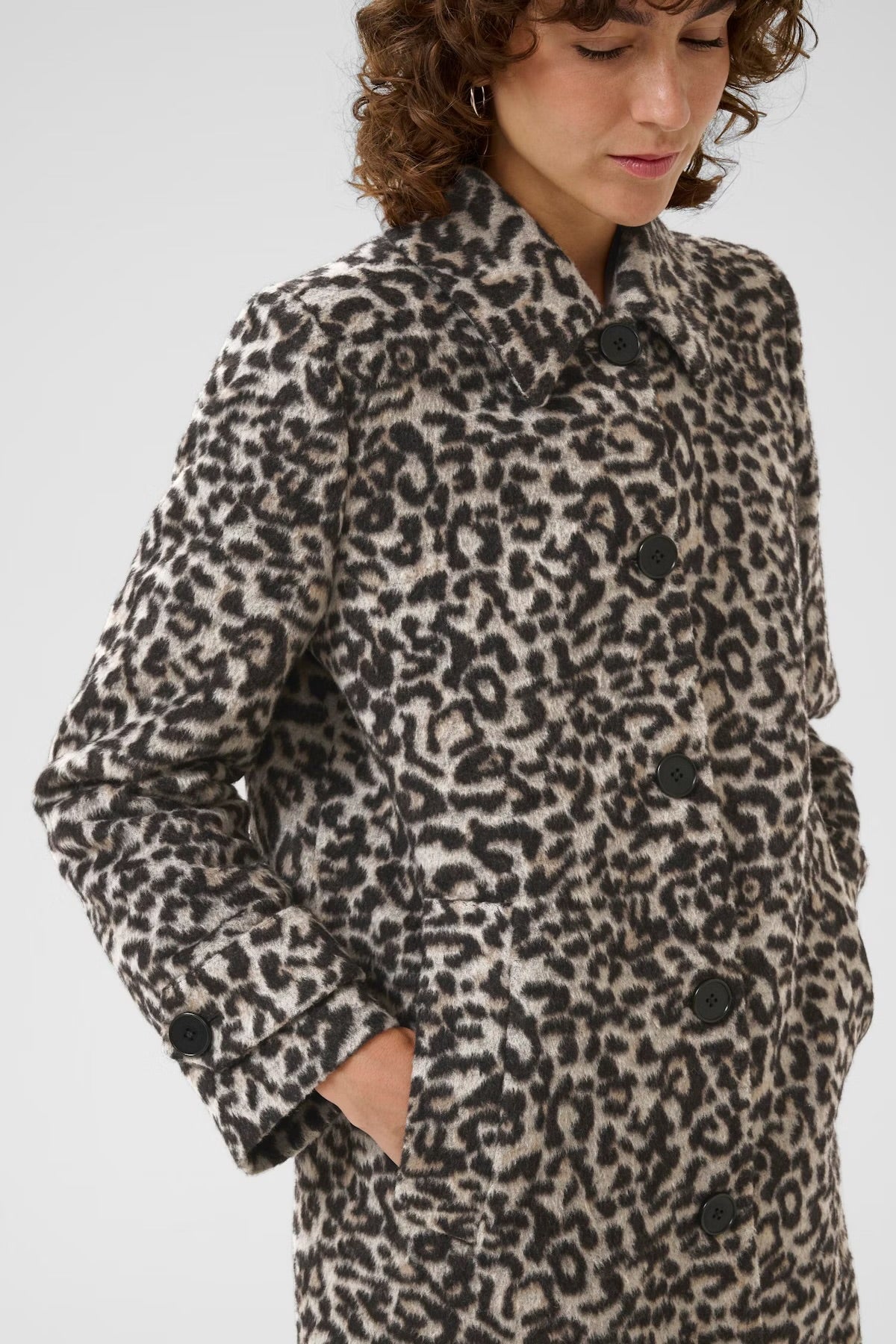 Suzy Leopard Coat