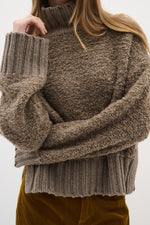 Load image into Gallery viewer, Guo Highneck Sweater
