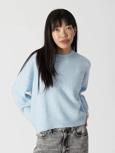 Avery Lightweight Crewneck