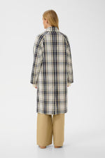 Load image into Gallery viewer, Yasha Coat
