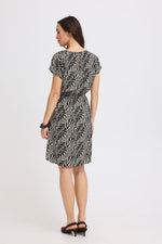 Load image into Gallery viewer, MMjoella Round Neck Dess
