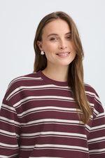 Load image into Gallery viewer, Pelda 3/4 Sleeve T-Shirt
