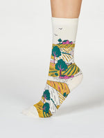 Load image into Gallery viewer, Evetta Landscape  Socks
