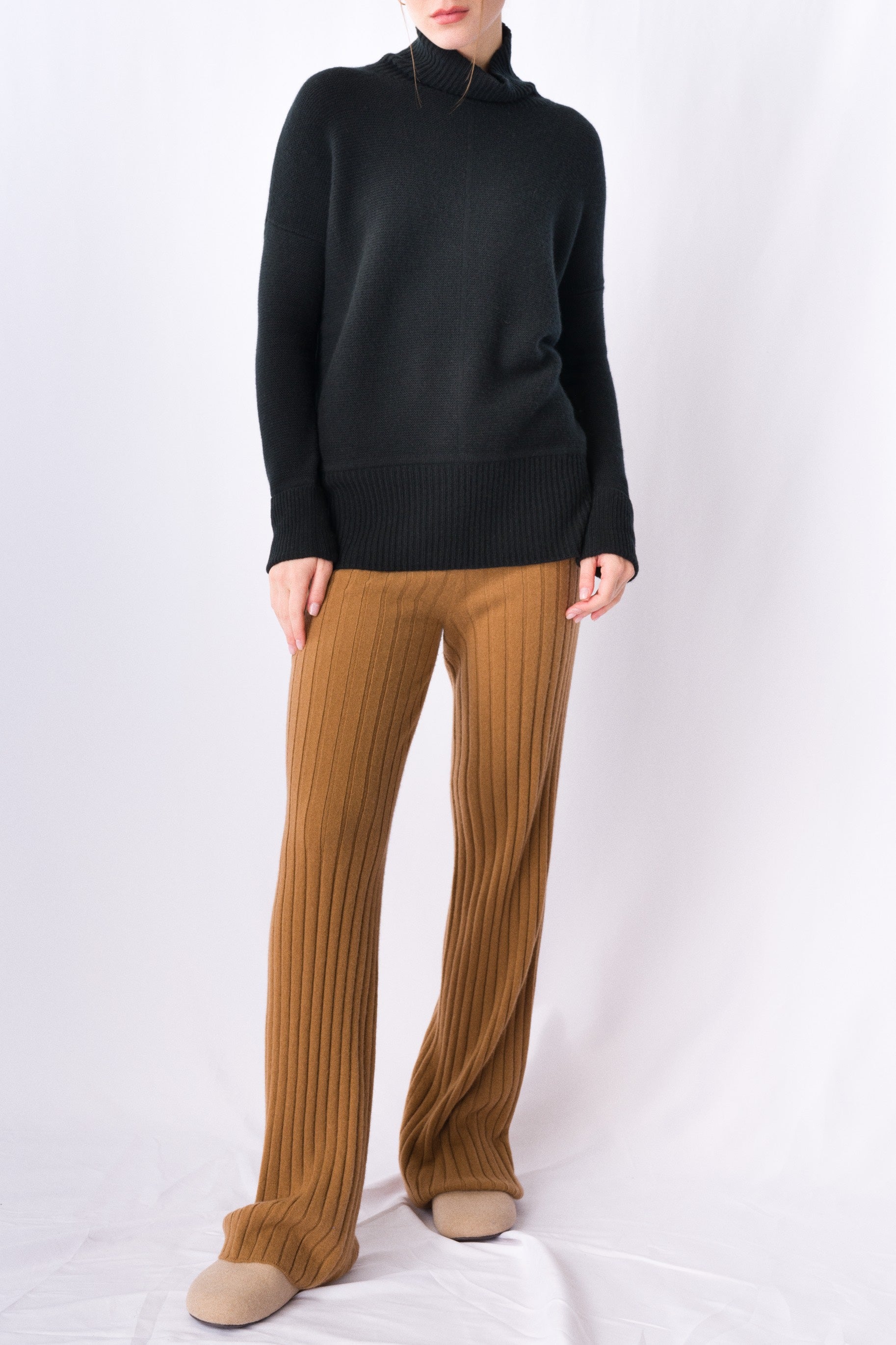 Ribbed Cashmere Turtleneck