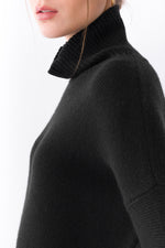 Load image into Gallery viewer, Ribbed Cashmere Turtleneck
