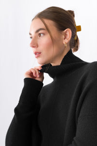 Ribbed Cashmere Turtleneck