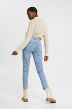Load image into Gallery viewer, High Rise Mom Fit Jeans
